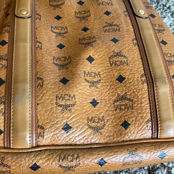 MCM tote - Picture 16 of 16